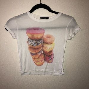 Cropped doughnut tee